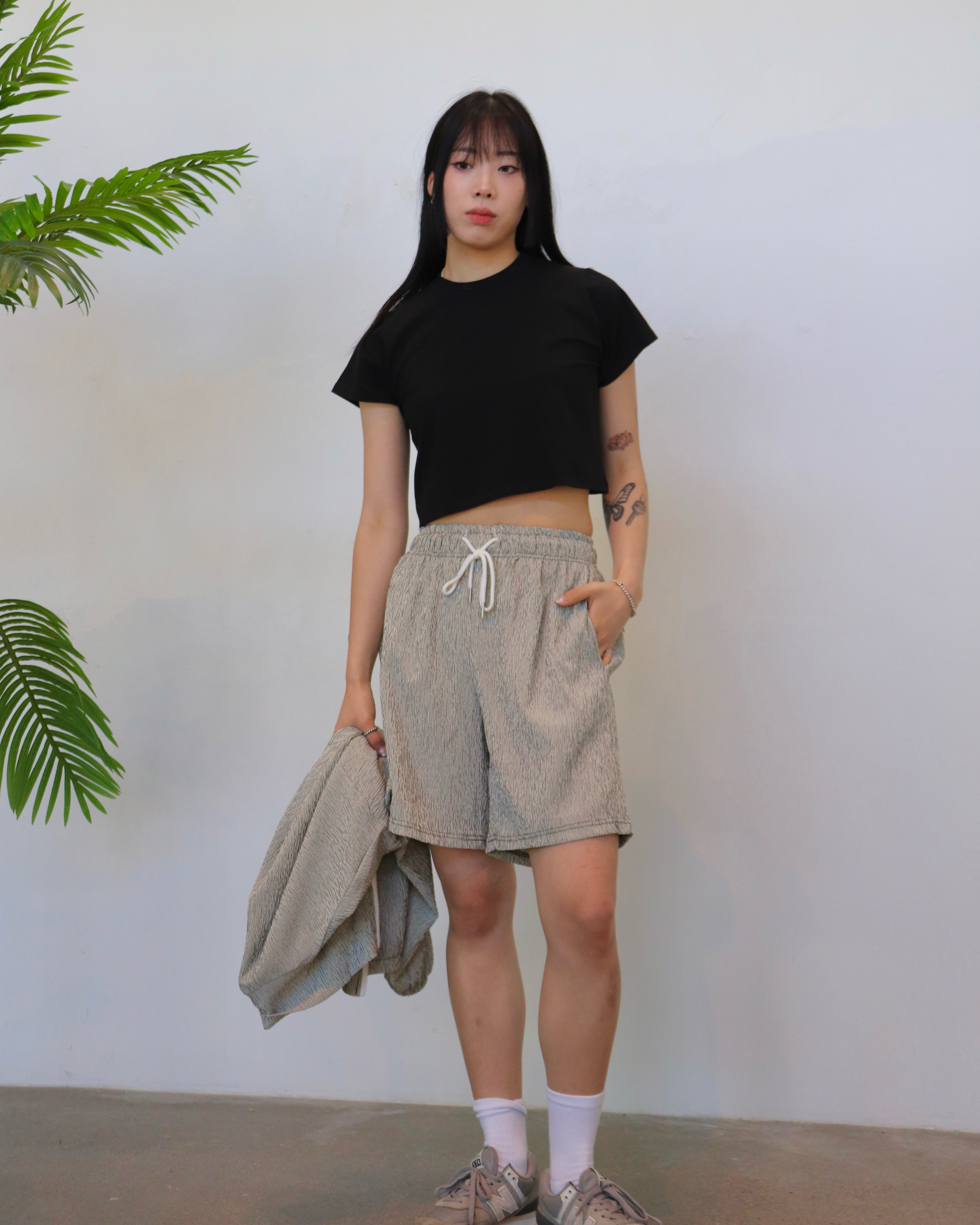 Kaia Crop Tee - Black